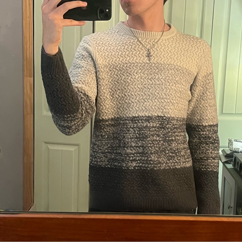 Men's Gray Gradient Sweater